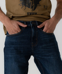 Pantalones vaqueros ajustados de hombre