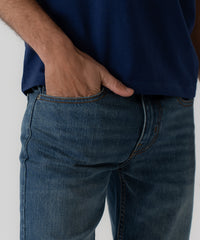 Jeans ajustados cónicos para hombre