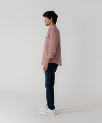 Camisa de hombre con dos bolsillos