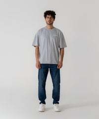 Camiseta extragrande con estampado de cuervo para hombre